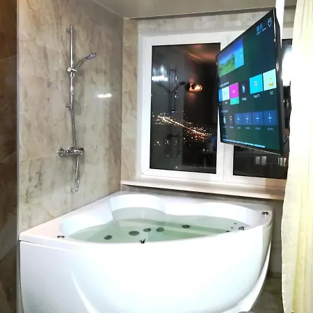 JACUZZI 55SmartTV Панорамный вид, Минск-центр города Апартаменты Минск