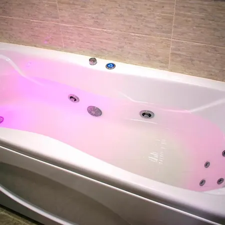 JACUZZI 55SmartTV Панорамный вид, Минск-центр города * Минск